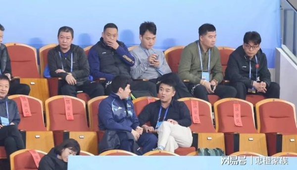 东启网 操之过急？王皓强制更新换代不可取，梁靖崑掉链子，林高远怪自己